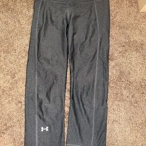 underarmour grey capri leggings